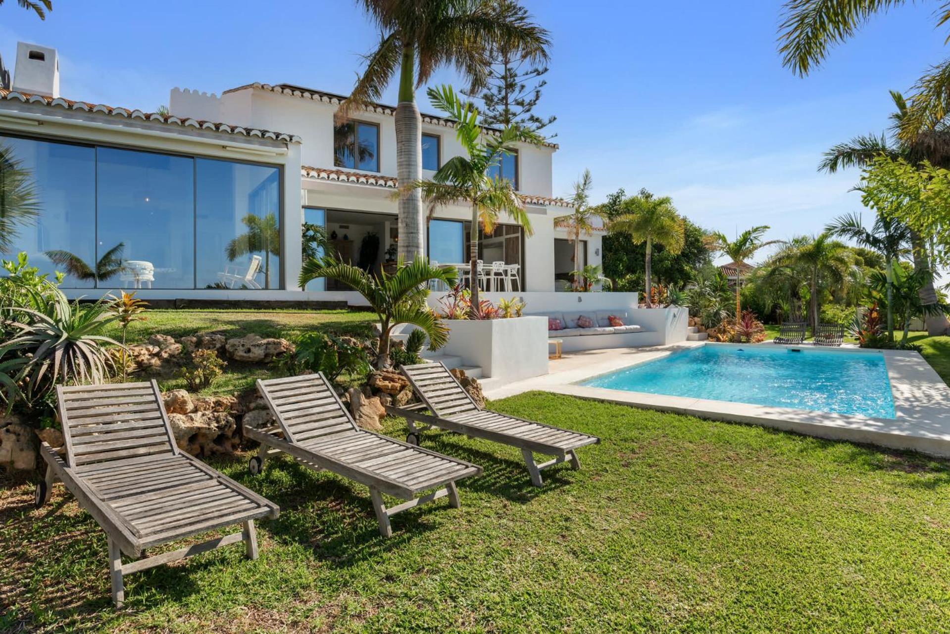 Bed & Breakfast In Villa Eden Palm Бенальмадена Экстерьер фото