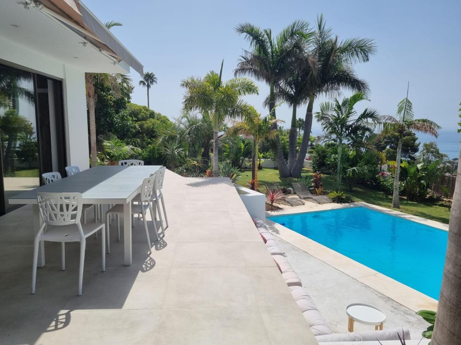 Bed & Breakfast In Villa Eden Palm Бенальмадена Экстерьер фото